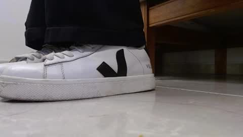 Deysha online show from February 20, 2026, 3:23 pm