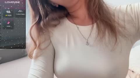 Snapshot of diaaan01 chatting on April 14, 2026, 10:10 am diaaan01 online show from April 14, 2026, 10:10 am