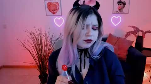 Dia online show from February 7, 2025, 4:56 pm