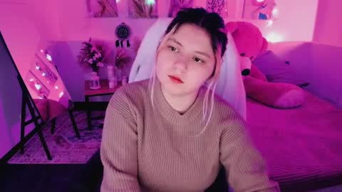 Dia online show from April 5, 2026, 7:33 pm