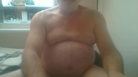 Snapshot of dial76 chatting on November 16, 2025, 7:47 am dial76 online show from November 16, 2025, 7:47 am