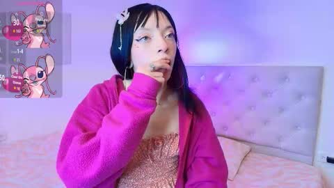 Snapshot of diamond__cherry chatting on January 17, 2026, 3:06 pm Diamond online show from January 17, 2026, 3:06 pm