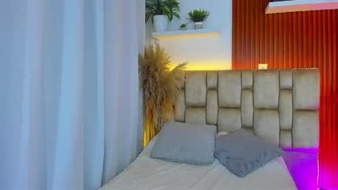 diamond_canela online show from May 29, 2026, 4:10 am