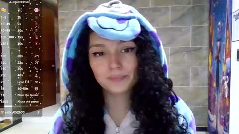 Snapshot of diamond_curls05 chatting on July 24, 2026, 4:05 pm DiamondCurls online show from July 24, 2026, 4:05 pm