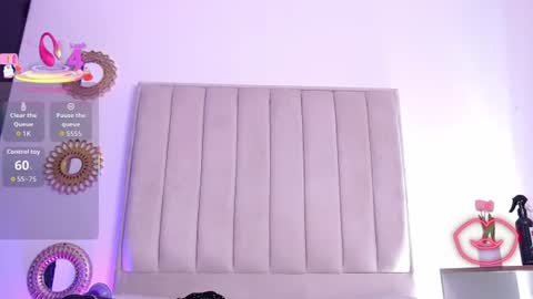 diamond_rose_as online show from July 3, 2026, 8:26 pm