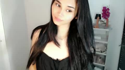 diamond_temptress online show from April 10, 2026, 6:29 am