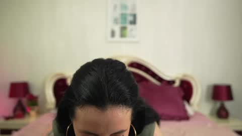 Dia online show from May 25, 2026, 6:19 am