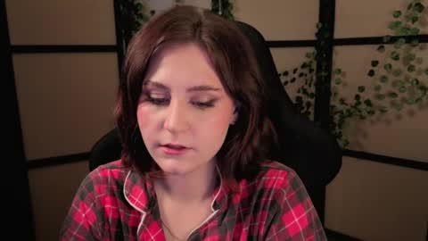 Diana online show from April 1, 2026, 11:33 am