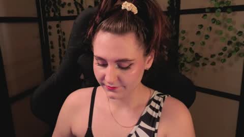 Diana online show from April 4, 2026, 1:08 pm