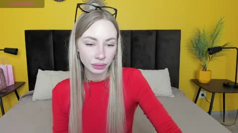 Diana  online show from April 11, 2026, 1:43 am