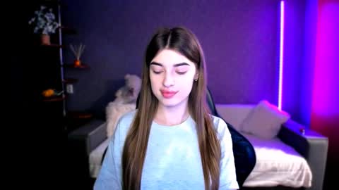 Snapshot of dianaa_lee chatting on September 24, 2025, 5:05 pm DIANA  online show from September 24, 2025, 5:05 pm