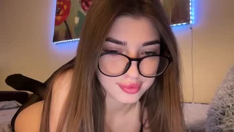 Snapshot of dianaa_lee chatting on October 19, 2025, 12:00 am DIANA  online show from October 19, 2025, 12:00 am