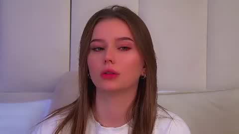 Diana online show from June 25, 2026, 6:34 pm