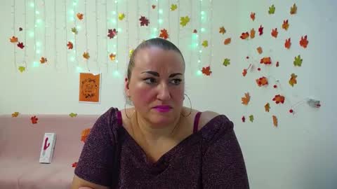 Diana online show from November 25, 2025, 6:46 am