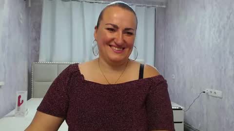 Snapshot of dianamgg chatting on May 26, 2026, 5:36 am Diana online show from May 26, 2026, 5:36 am