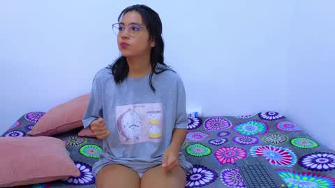 Ana  Leo online show from February 6, 2025, 3:09 pm