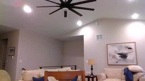 Snapshot of dianeheels chatting on February 17, 2025, 2:15 pm dianeheels online show from February 17, 2025, 2:15 pm