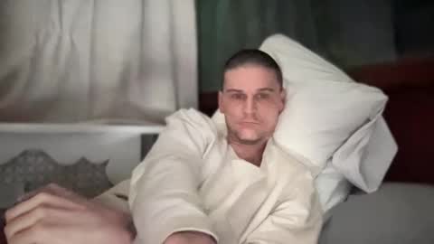 Snapshot of dickabitchdown chatting on March 12, 2025, 8:08 am DickABitchDown Alexys real spanishmami online show from March 12, 2025, 8:08 am