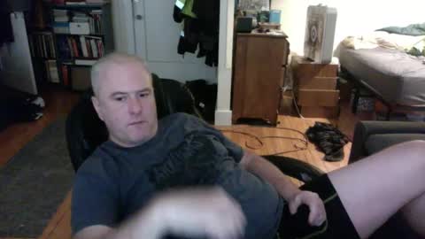 Snapshot of dickflasher5 chatting on December 31, 2024, 8:56 pm Richard Fleischer online show from December 31, 2024, 8:56 pm