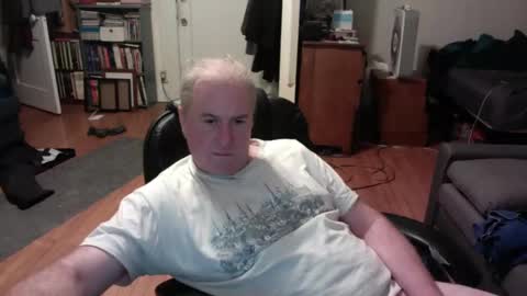 Snapshot of dickflasher5 chatting on January 20, 2025, 11:02 am Richard Fleischer online show from January 20, 2025, 11:02 am