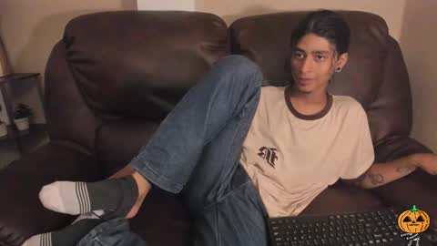 dickie_dicking online show from October 17, 2025, 9:17 pm