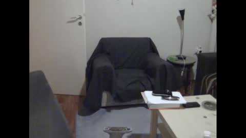 Snapshot of dickus_biggus chatting on March 12, 2025, 9:24 pm dickus_biggus online show from March 12, 2025, 9:24 pm