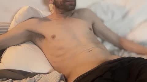 Snapshot of dickydick1990 chatting on December 15, 2025, 12:59 am dickydick1990 online show from December 15, 2025, 12:59 am
