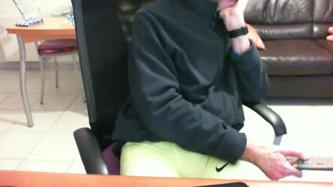 didonc from france..... online show from March 29, 2026, 7:58 pm