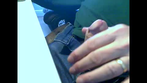 MJ online show from October 10, 2025, 1:54 pm