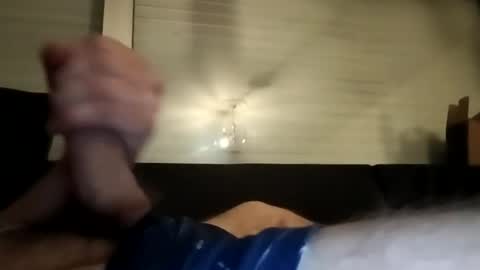 Snapshot of dieanddyl chatting on August 5, 2026, 6:11 pm dieanddyl online show from August 5, 2026, 6:11 pm