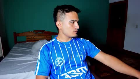 Snapshot of diegocr_ chatting on February 3, 2026, 3:15 am Diego online show from February 3, 2026, 3:15 am