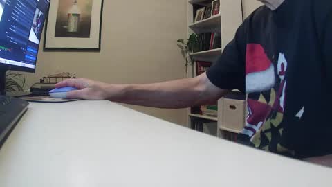 Diego online show from April 20, 2026, 2:36 am