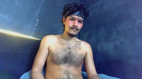 Snapshot of diemond_latinx98 chatting on March 1, 2026, 3:25 pm diemond_latinx98 online show from March 1, 2026, 3:25 pm