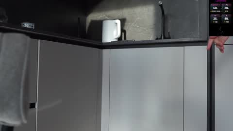 Snapshot of diffgirls chatting on March 12, 2025, 2:23 pm Tanya online show from March 12, 2025, 2:23 pm