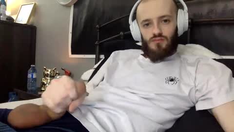 Snapshot of digbicknik chatting on February 9, 2025, 4:29 pm digbicknik online show from February 9, 2025, 4:29 pm