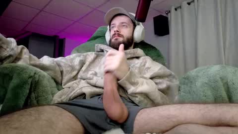 Snapshot of digbicknik chatting on February 5, 2026, 2:05 am digbicknik online show from February 5, 2026, 2:05 am