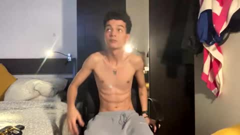 Andrew online show from October 12, 2025, 8:52 pm