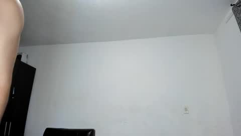 diiego_xxx online show from May 16, 2026, 11:09 am