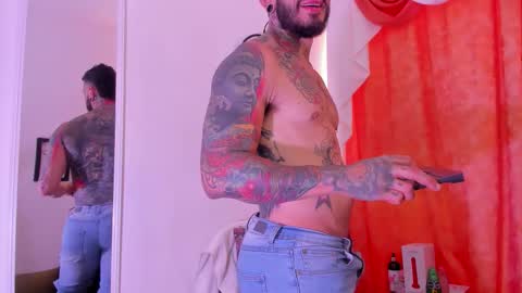 dilan_scootk_ online show from March 26, 2026, 7:41 pm