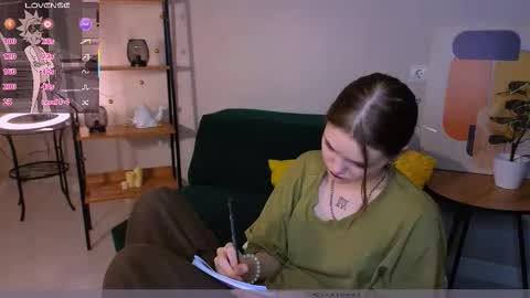 Dilara online show from March 10, 2026, 2:22 pm