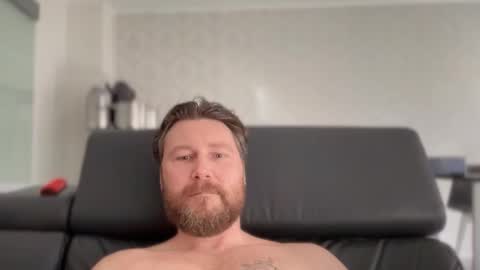 dilliding online show from March 24, 2026, 9:47 am