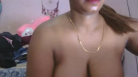 Snapshot of dimple_love chatting on April 27, 2026, 10:52 pm dimple_love online show from April 27, 2026, 10:52 pm