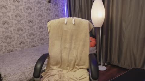 Snapshot of dinacandy chatting on December 4, 2024, 2:26 pm dinacandy online show from December 4, 2024, 2:26 pm