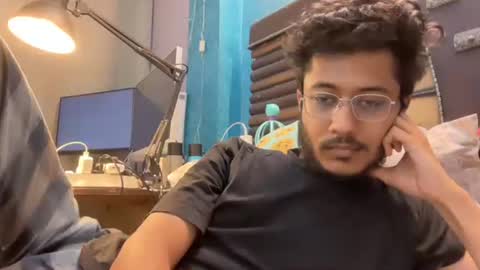 Dinchain online show from March 17, 2026, 2:42 pm