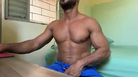 dinhoo14 online show from February 15, 2026, 3:31 pm