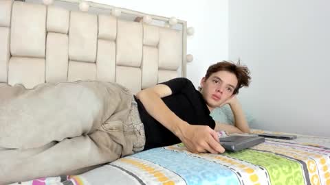 apollo online show from October 21, 2025, 5:57 pm