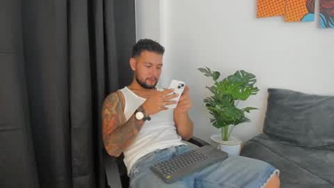 Snapshot of dionyxx chatting on October 9, 2025, 11:03 pm dionyxx online show from October 9, 2025, 11:03 pm