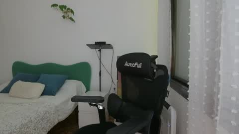 Anglica A online show from March 31, 2026, 7:03 pm