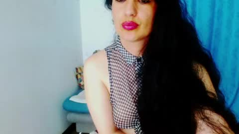 diosa_gil online show from April 15, 2026, 1:56 am