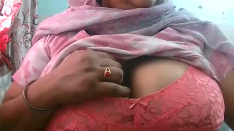 dipa2345569393 online show from February 7, 2026, 4:27 am